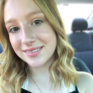 Meet your Posher, Alissa